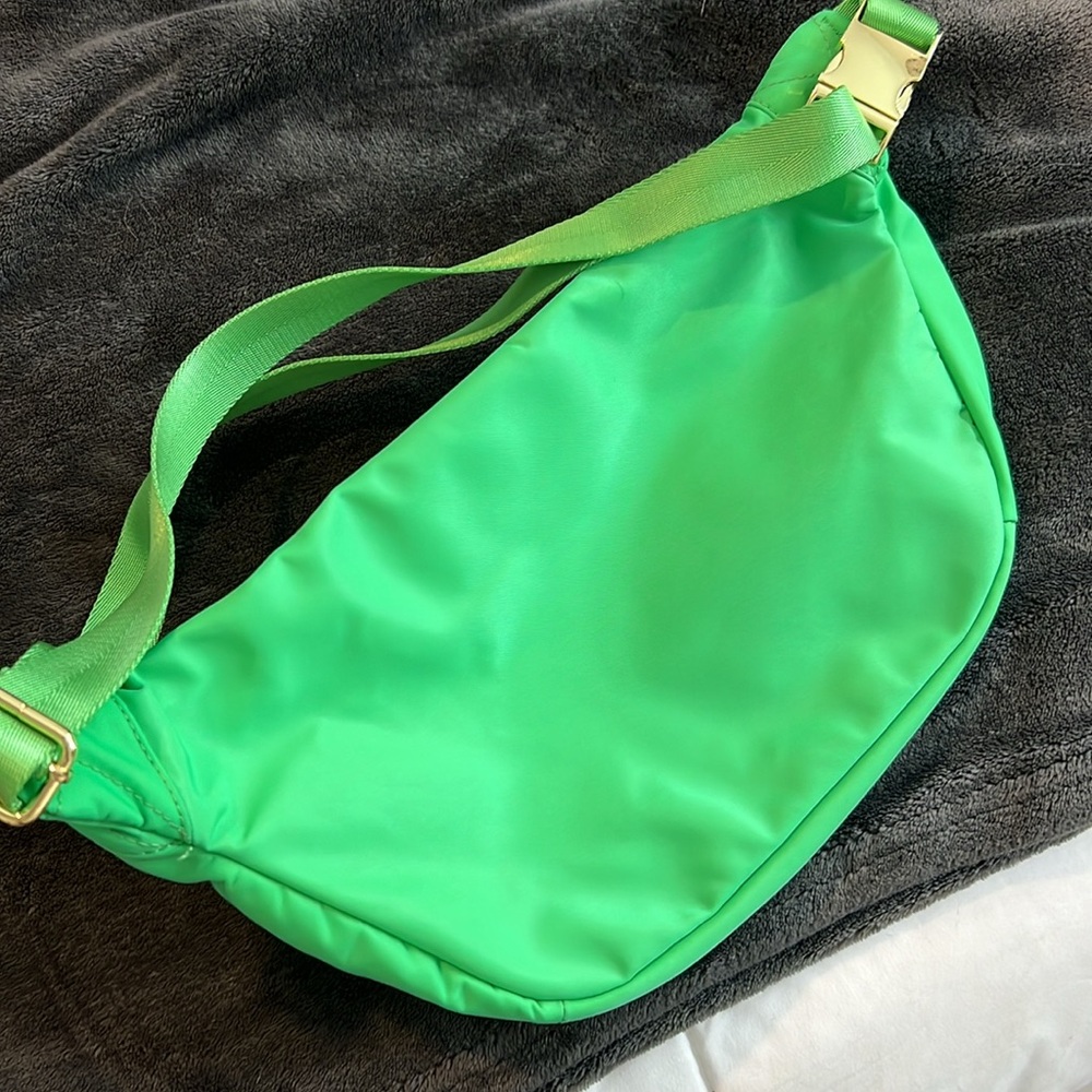 Stoney Clover Lane jumbo Fanny pack - Picture 3 of 4